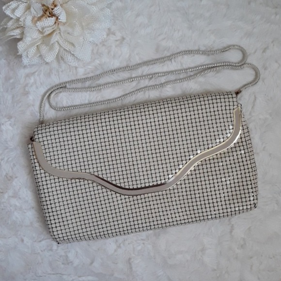 Vintage Flora Metal Mesh Clutch Purse - Picture 1 of 8